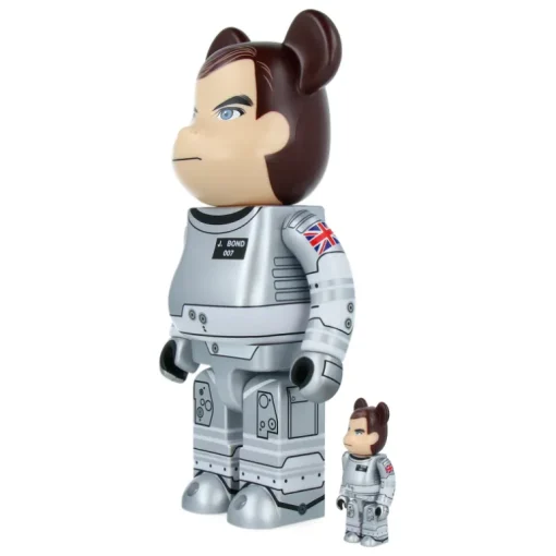 400% + 100% Bearbrick 007 Moonraker (James Bond)