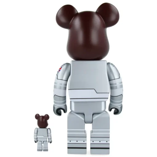400% + 100% Bearbrick 007 Moonraker (James Bond)