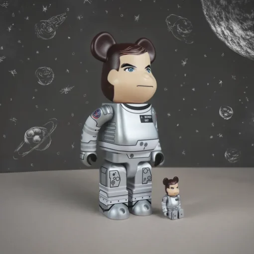 400% + 100% Bearbrick 007 Moonraker (James Bond)