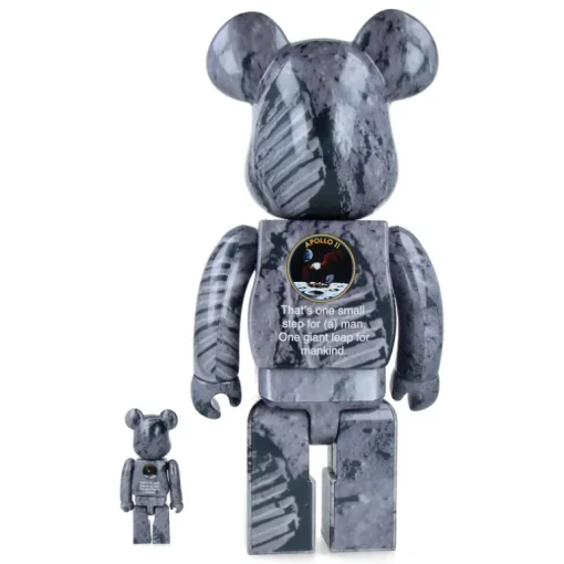 400% + 100% Bearbrick Moon Footprints