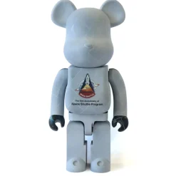 1000% Bearbrick Transbordador espacial