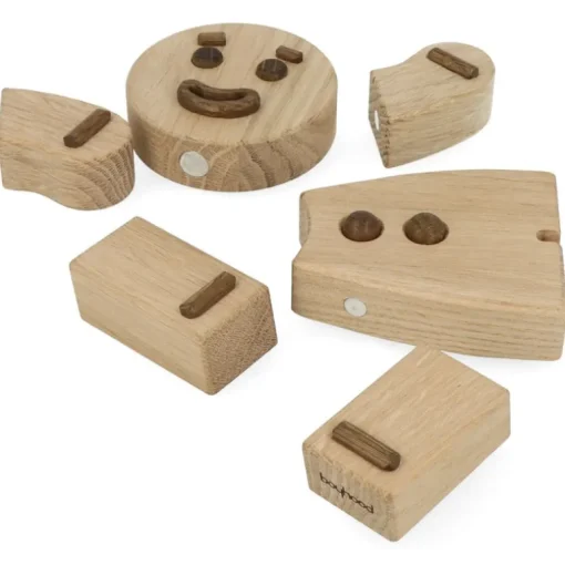 Gingerbread Man Natural Oak