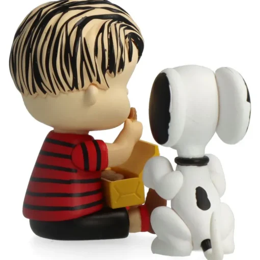 UDF Peanuts Series 12 - 50's Snoopy & Linus Figurine