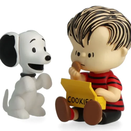 UDF Peanuts Series 12 - 50's Snoopy & Linus Figurine