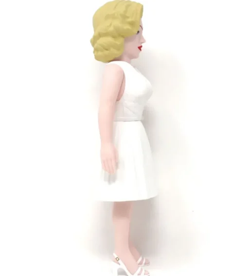 VCD Marilyn Monroe Figurine