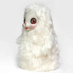 Yuki the Young Yak de Mark Ryden - Versión blanca